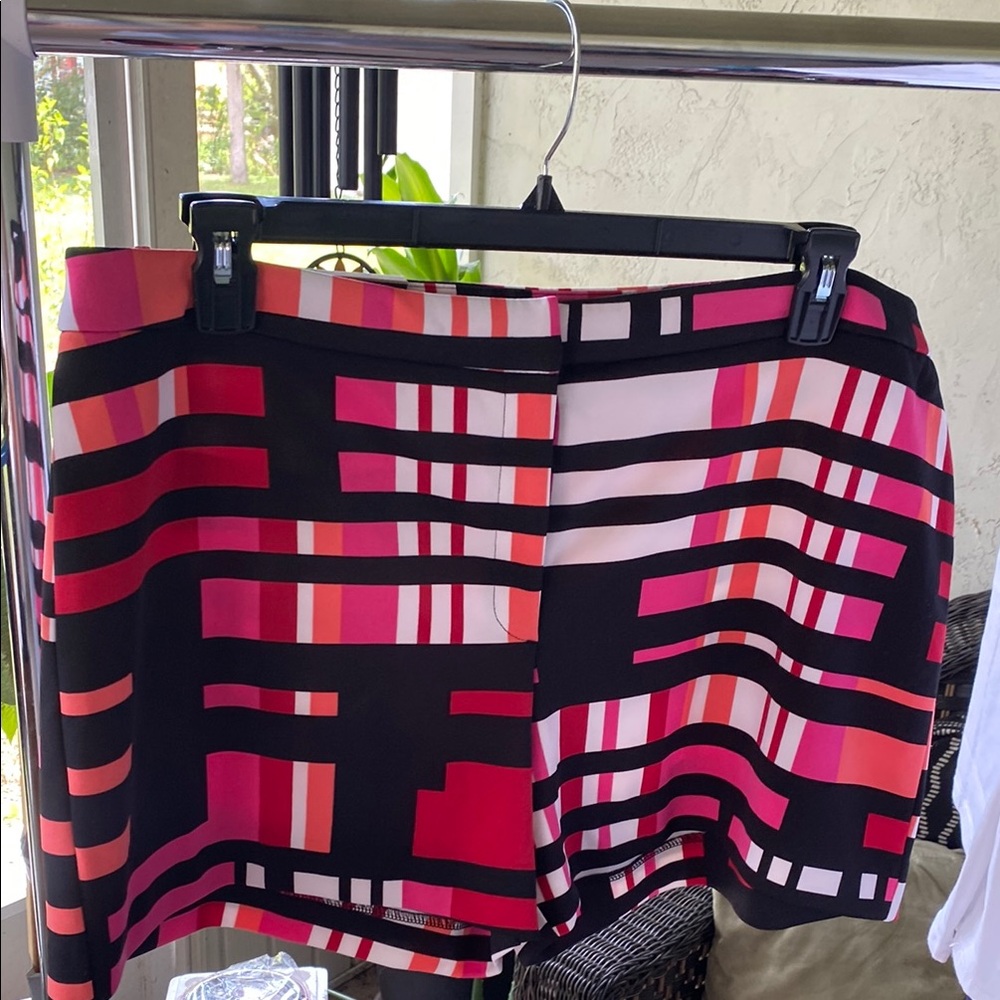 Worthington Pink and Black Shorts